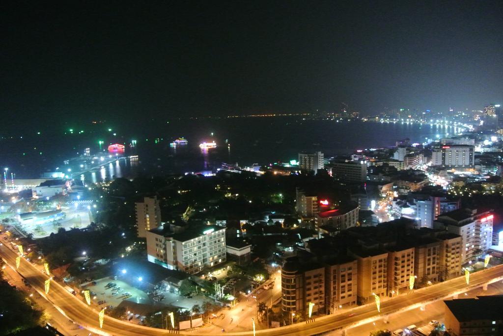 Jp'S Unixx Residence Club Pattaya Exterior photo